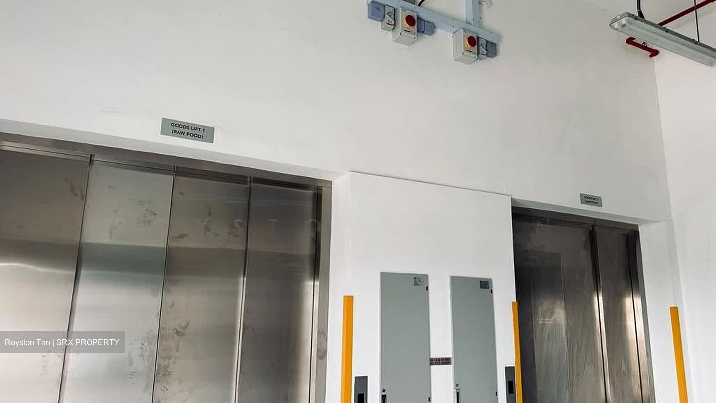 SUNHUAN BUILDING (D22), Factory #546776081